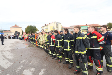 ŽELEZNIŠKA NESREČA VAJA 77 FOTO LJUBO VUKELIČ